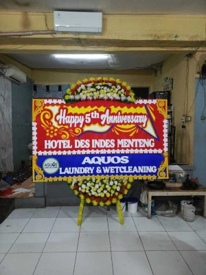 Papan Bunga di Ketanggan Gembong